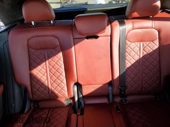 2022 Audi SQ8 Prestige z VIN WA1CWBF16ND026457, wystawiony jako Copart lot #84327434 z przebiegiem 24 770 mil mil oraz Szkoda całkowita • Salvage title. Historia ofert i sprzedaży dostępna na DreamBid. Obrazek 10.