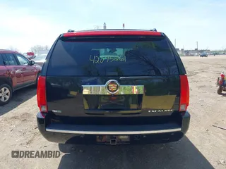 2011 Cadillac Escalade ESV Premium with VIN 1GYS4JEFXBR161853, listed as a IAAI auction lot 42095261 with 210,363 mi miles and . Bid and sale history available at DreamBid. Image 16.