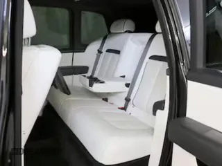 2020 Rolls-Royce Cullinan z VIN SLATV4C0XLU201XXX, wystawiony jako Copart lot #59246195 z przebiegiem 48 797 mil mil oraz Tytuł czysty. Historia ofert i sprzedaży dostępna na DreamBid. Obrazek 7.