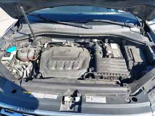 2019 Volkswagen Tiguan SEL Premium with VIN 3VV4B7AX6KM086321, listed as a IAAI auction lot 41121116 with 77,646 mi miles. Bid and sale history available at carsss.com. Image 10.