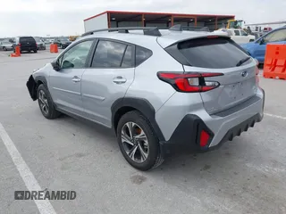 2024 Subaru Crosstrek Premium с VIN JF2GUADC0R8371818, выставлен на аукционе IAAI как лот 42020302 с пробегом 3 741 миль миль и . История ставок и продаж доступна на DreamBid. Изображение 3.