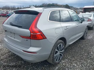 2022 Volvo XC60 Momentum with VIN YV4L12RK2N1972823, listed as a IAAI auction lot 41110804 with 46,380 mi miles. Bid and sale history available at carsss.com. Image 4.