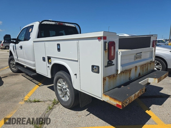 2018 Ford F-250 XL with VIN 1FD7X2B60JEB74688, listed as a IAAI auction lot 42610468 with 225,435 mi miles and . Bid and sale history available at DreamBid. Image 18.