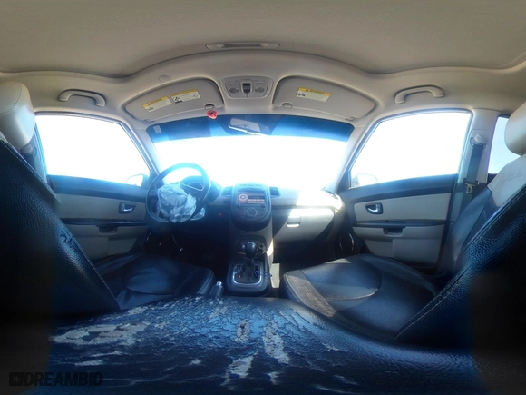 2013 Kia Soul + with VIN KNDJT2A65D7576335, listed as a IAAI auction lot 41629622 with 183,319 mi miles. Bid and sale history available at carsss.com. Image 18.