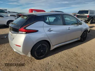 2024 Nissan LEAF SV Plus z VIN 1N4CZ1CV6RC555505, wystawiony jako Copart lot #49623705 z przebiegiem 31 272 mil mil oraz Szkoda całkowita • Salvage title. Historia ofert i sprzedaży dostępna na DreamBid. Obrazek 3.