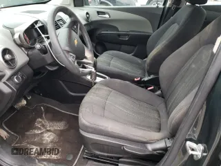 2013 Chevrolet Sonic LT with VIN 1G1JC5SB9D4193568, listed as a Copart auction lot 48080025 with 97,370 mi miles and Salvage Title. Bid and sale history available at DreamBid. Image 7.