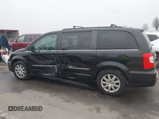 2016 Chrysler Town & Country Touring with VIN 2C4RC1BG9GR292584, listed as a IAAI auction lot 41168218 with 118,967 mi miles. Bid and sale history available at carsss.com. Image 14.
