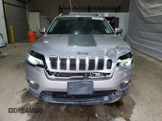 2019 Jeep Cherokee Latitude Plus z VIN 1C4PJLLB6KD129415, wystawiony jako Copart lot #55595815 z przebiegiem 94 757 mil mil oraz Szkoda całkowita • Salvage title. Historia ofert i sprzedaży dostępna na DreamBid. Obrazek 5.