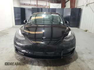 2022 Tesla Model 3 z VIN 5YJ3E1EA1NF286584, wystawiony jako Copart lot #48597405 z przebiegiem 83 340 mil mil oraz Czysty tytuł • Clean title. Historia ofert i sprzedaży dostępna na DreamBid. Obrazek 5.