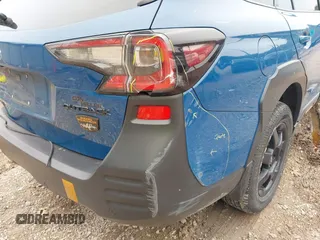 2022 Subaru Outback Wilderness with VIN 4S4BTGUDXN3182443, listed as a IAAI auction lot 41931736 with 33,668 mi miles and . Bid and sale history available at DreamBid. Image 18.