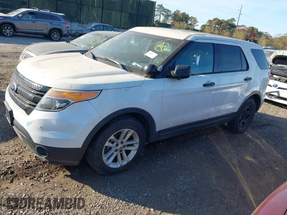 2013 Ford Police Interceptor Utility z VIN 1FM5K8AR1DGC20753, wystawiony jako IAAI lot #40718640 z przebiegiem Nie podano mil oraz . Historia ofert i sprzedaży dostępna na DreamBid. Obrazek 16.