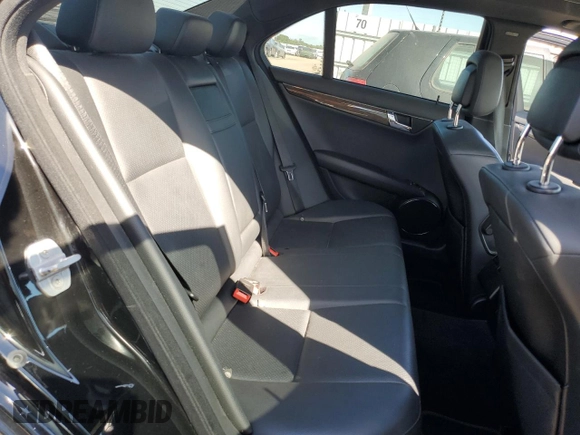 2009 Mercedes-Benz C 350 Sport с VIN WDDGF56X59F279833, выставлен на аукционе Copart как лот 52165865 с пробегом 169 967 миль миль и Чистый • Clean title. История ставок и продаж доступна на DreamBid. Изображение 10.