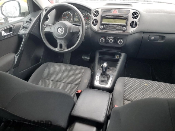 2011 Volkswagen Tiguan S with VIN WVGAV7AX6BW525120, listed as a Copart auction lot 45056925 with 88,357 mi miles and Non repairable. Bid and sale history available at DreamBid. Image 8.