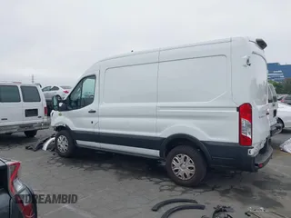 2023 Ford Transit Cargo with VIN 1FTBR1C86PKA02758, listed as a IAAI auction lot 42465866 with 33,095 mi miles and . Bid and sale history available at DreamBid. Image 15.