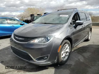 2020 Chrysler Pacifica Limited with VIN 2C4RC1GG8LR271406, listed as a Copart auction lot 48525205 with 96,125 mi miles and Salvage title. Bid and sale history available at DreamBid. Image 1.