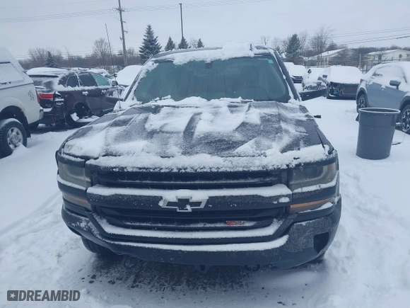 2018 Chevrolet Silverado 1500 LT with VIN 1GCVKRECXJZ116262, listed as a IAAI auction lot 41572273 with 221,864 mi miles. Bid and sale history available at carsss.com. Image 12.