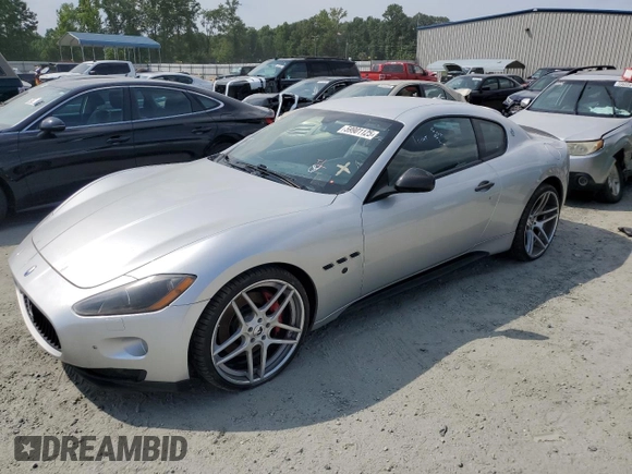 2011 Maserati GranTurismo S with VIN ZAM45KLA0B0056442, listed as a Copart auction lot 59901125 with 81,595 mi miles and Clean title. Bid and sale history available at DreamBid. Image 1.