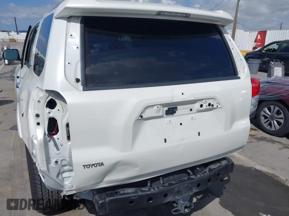2013 Toyota 4Runner SR5 with VIN JTEZU5JR0D5058328, listed as a IAAI auction lot 41948095 with 195,332 mi miles and . Bid and sale history available at DreamBid. Image 6.