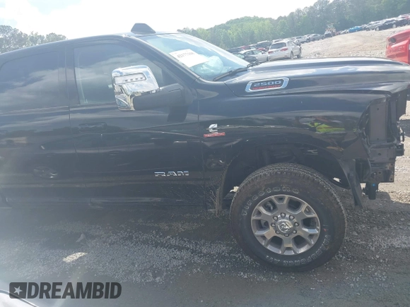 2024 Ram 2500 Laramie с VIN 3C6UR5FL3RG407946, выставлен на аукционе IAAI как лот 42177168 с пробегом 656 миль миль и . История ставок и продаж доступна на DreamBid. Изображение 14.