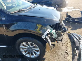 2014 Lincoln MKX with VIN 2LMDJ6JK1EBL18295, listed as a IAAI auction lot 41658053 with 93,931 mi miles. Bid and sale history available at carsss.com. Image 18.