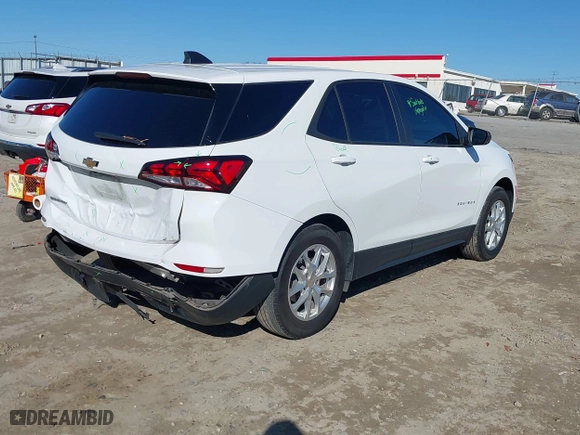 2022 Chevrolet Equinox LS with VIN 3GNAXHEV5NS170333, listed as a IAAI auction lot 41149010 with 55,793 mi miles. Bid and sale history available at carsss.com. Image 4.