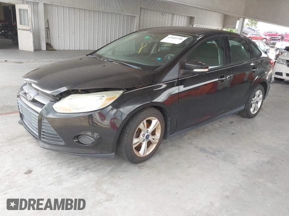 2013 Ford Focus SE z VIN 1FADP3F27DL343387, wystawiony jako IAAI lot #42409706 z przebiegiem 139 164 mil mil oraz . Historia ofert i sprzedaży dostępna na DreamBid. Obrazek 2.