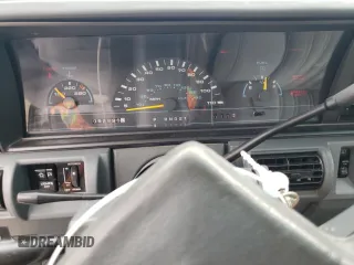 1992 Oldsmobile Cutlass z VIN 1G3AL54N7N6363365, wystawiony jako Copart lot #76144254 z przebiegiem 52 896 mil mil oraz Tytuł czysty. Historia ofert i sprzedaży dostępna na DreamBid. Obrazek 9.