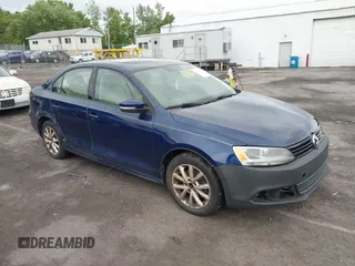 2011 Volkswagen Jetta SE with VIN 3VWDZ7AJ2BM388322, listed as a IAAI auction lot 42772120 with 240,415 mi miles and . Bid and sale history available at DreamBid. Image 1.
