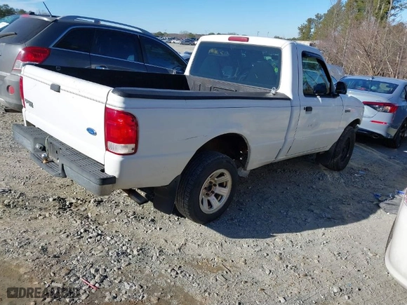 2000 Ford Ranger XL with VIN 1FTYR10C0YTB11635, listed as a IAAI auction lot 41345989 with 301,111 mi miles. Bid and sale history available at carsss.com. Image 4.