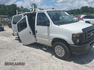 2009 Ford Econoline Passenger XL with VIN 1FMNE11W89DA72209, listed as a IAAI auction lot 42509228 with 230,818 mi miles and . Bid and sale history available at DreamBid. Image 1.