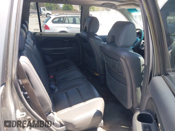 2007 Honda Pilot EX-L with VIN 5FNYF18587B015655, listed as a IAAI auction lot 42485193 with 293,684 mi miles and . Bid and sale history available at DreamBid. Image 8.