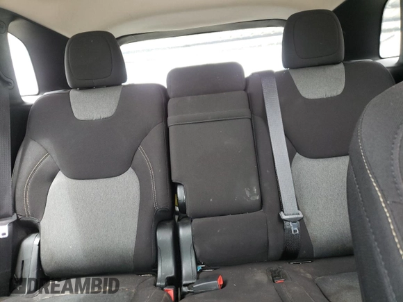 2018 Jeep Cherokee Latitude Tech Connect с VIN 1C4PJLCB2JD615363, выставлен на аукционе Copart как лот 54364595 с пробегом 106 064 миль миль и Списание • Salvage title. История ставок и продаж доступна на DreamBid. Изображение 10.