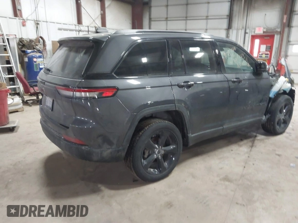 2024 Jeep Grand Cherokee Laredo X with VIN 1C4RJHAGXRC166391, listed as a IAAI auction lot 41397333 with 13,325 mi miles. Bid and sale history available at carsss.com. Image 4.