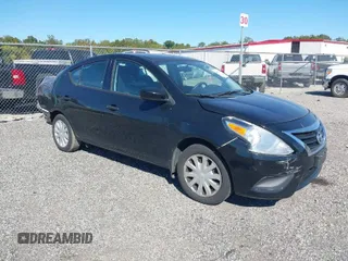2017 Nissan Versa SV z VIN 3N1CN7AP7HL871658, wystawiony jako IAAI lot #40571395 z przebiegiem 61 973 mil mil oraz . Historia ofert i sprzedaży dostępna na DreamBid. Obrazek 1.