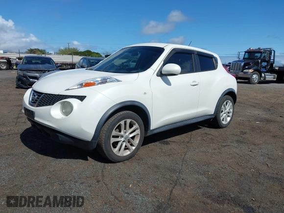2014 Nissan Juke S with VIN JN8AF5MR6ET355970, listed as a IAAI auction lot 41516806 with 65,934 mi miles. Bid and sale history available at carsss.com. Image 2.