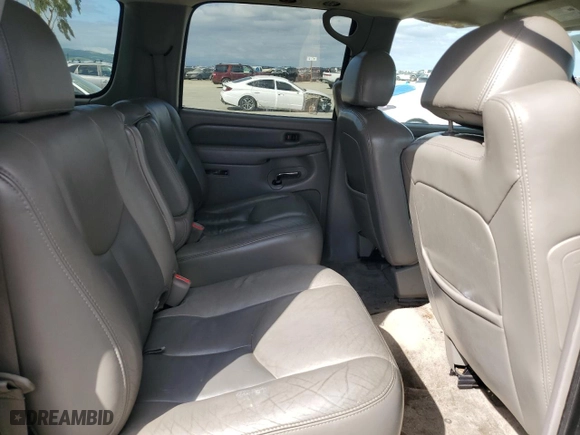 2006 GMC Yukon XL Denali with VIN 1GKFK66UX6J135785, listed as a Copart auction lot 50426245 with NaN miles and Salvage Title. Bid and sale history available at carsss.com. Image 11.