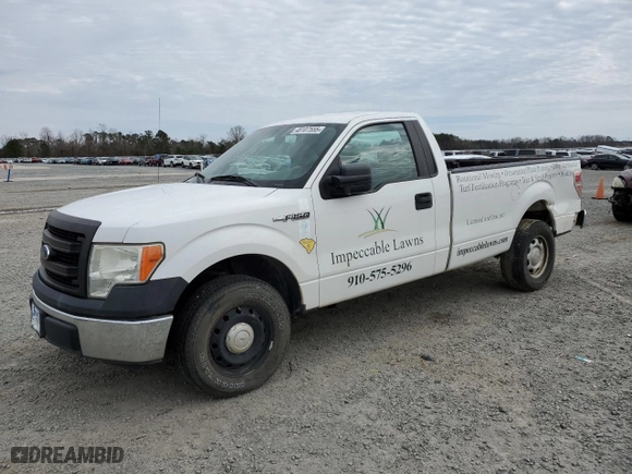 2014 Ford F-150 XL with VIN 1FTMF1CM4EKD78497, listed as a Copart auction lot 48107555 with 145,731 mi miles and Clean Title. Bid and sale history available at carsss.com. Image 1.