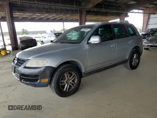2006 Volkswagen Touareg 4.2L V8 with VIN WVGZM77L76D040030, listed as a Copart auction lot 53206065 with 133,997 mi miles and Clean Title. Bid and sale history available at DreamBid. Image 1.