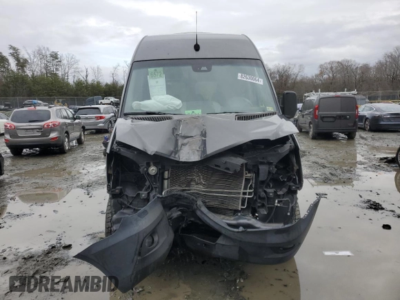 2018 Mercedes-Benz Sprinter with VIN WDZFE7CD8JP642591, listed as a Copart auction lot 82630064 with Not Provided miles and Salvage Title. Bid and sale history available at DreamBid. Image 5.