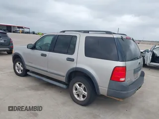 2004 Ford Explorer XLS z VIN 1FMZU62K74UC37365, wystawiony jako IAAI lot #42204190 z przebiegiem 144 350 mil mil oraz . Historia ofert i sprzedaży dostępna na DreamBid. Obrazek 3.