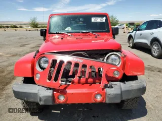2018 Jeep Wrangler Unlimited Sahara with VIN 1C4HJWEG0JL923216, listed as a Copart auction lot 53347605 with 129,843 mi miles and Salvage title. Bid and sale history available at DreamBid. Image 5.