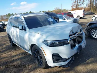 2019 BMW X7 xDrive50i z VIN 5UXCX4C59KLS38761, wystawiony jako IAAI lot #40743791 z przebiegiem Nie podano mil oraz . Historia ofert i sprzedaży dostępna na DreamBid. Obrazek 1.