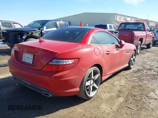 2015 Mercedes-Benz SLK-Class SLK 350 with VIN WDDPK5HA8FF108414, listed as a IAAI auction lot 41379078 with 94,606 mi miles. Bid and sale history available at carsss.com. Image 4.