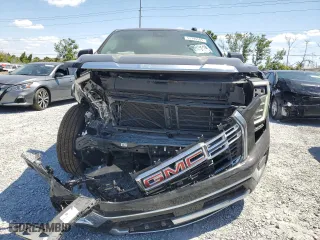 2025 GMC Yukon XL Denali with VIN 1GKS2JRL6SR170517, listed as a Copart auction lot 53795565 with 1,091 mi miles and Salvage Title. Bid and sale history available at carsss.com. Image 5.