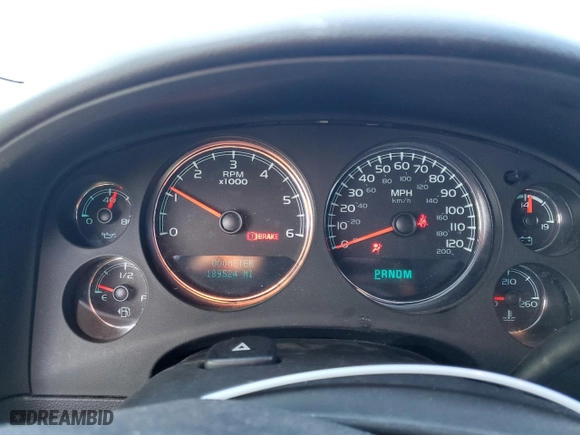 2013 Chevrolet Avalanche LT with VIN 3GNTKFE7XDG241282, listed as a Copart auction lot 81257304 with 189,524 mi miles and Salvage Title. Bid and sale history available at carsss.com. Image 9.