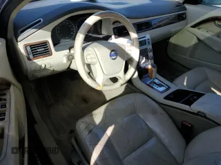 2010 Volvo V70 with VIN YV1982BW8A1125458, listed as a Copart auction lot 77194874 with Not provided miles and Salvage title. Bid and sale history available at DreamBid. Image 8.