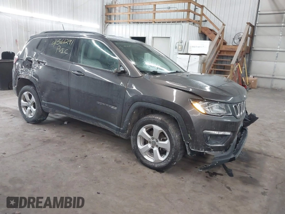 2019 Jeep Compass Altitude with VIN 3C4NJDBBXKT665843, listed as a IAAI auction lot 41561291 with 82,912 mi miles and . Bid and sale history available at DreamBid. Image 1.