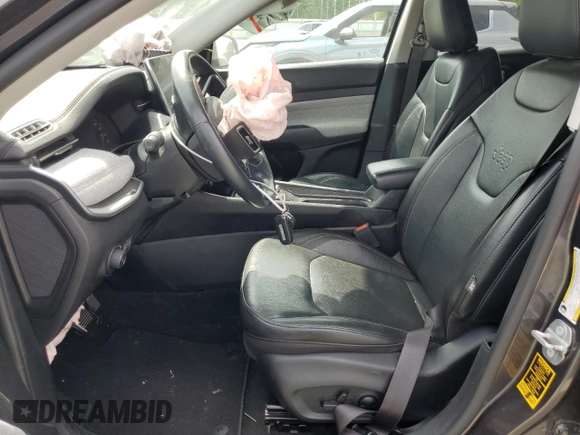 2022 Jeep Compass Latitude Lux with VIN 3C4NJDFB7NT133447, listed as a Copart auction lot 60319595 with Not provided miles and Salvage title. Bid and sale history available at DreamBid. Image 7.