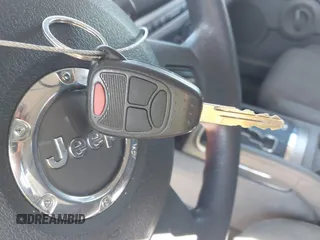 2007 Jeep Commander Sport with VIN 1J8HG48N77C547242, listed as a IAAI auction lot 42820516 with 161,214 mi miles and . Bid and sale history available at DreamBid. Image 11.