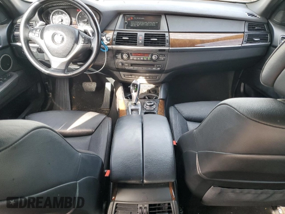 2013 BMW X6 xDrive50i with VIN 5UXFG8C52DL591429, listed as a Copart auction lot 84472534 with 164,899 mi miles and Salvage Title. Bid and sale history available at carsss.com. Image 8.